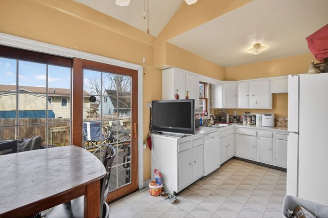 2755 Adams Avenue, Des Moines, IA 50310