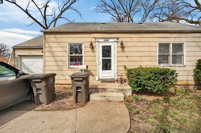 2755 Adams Avenue, Des Moines, IA 50310