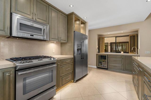 15 San Marino Circle, Rancho Mirage, CA 92270