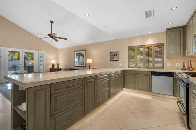 15 San Marino Circle, Rancho Mirage, CA 92270