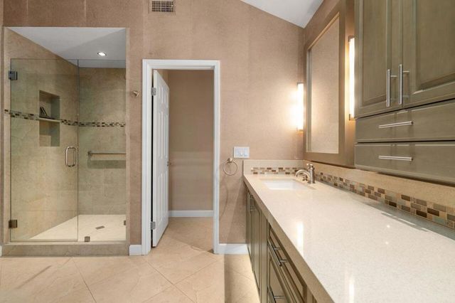 15 San Marino Circle, Rancho Mirage, CA 92270