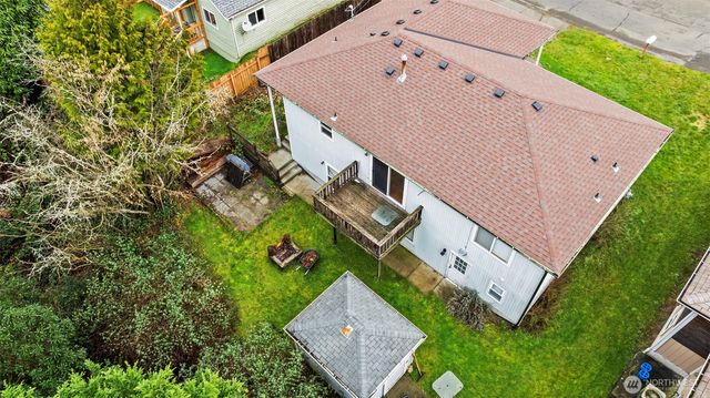 213 S Constitution Avenue, Bremerton, WA 98312