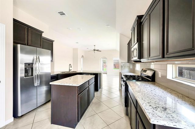 1005 Fountain Grass WAY, Georgetown, TX 78626