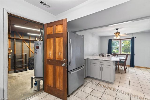 452 Bonifay DR, Hampton, VA 23666