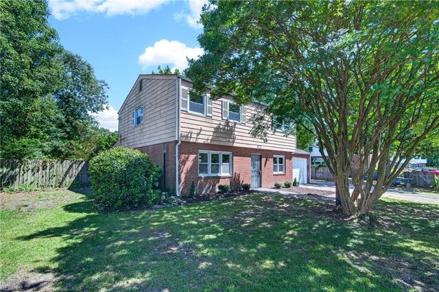 452 Bonifay DR, Hampton, VA 23666