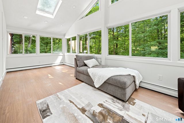 87 Kenmore Road, Bloomfield, CT 06002