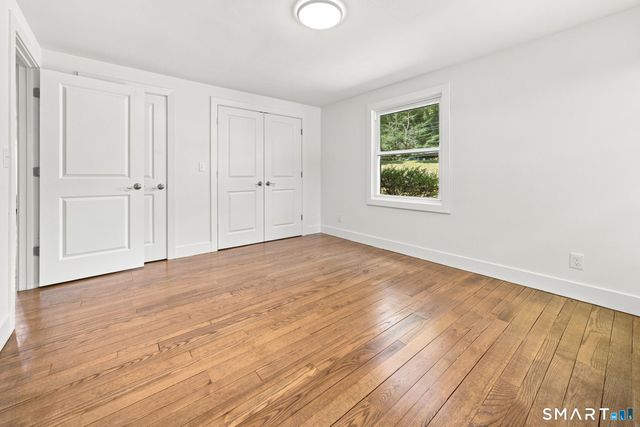 87 Kenmore Road, Bloomfield, CT 06002