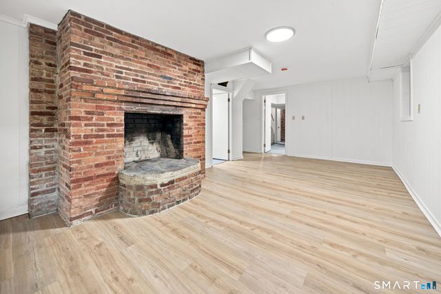 87 Kenmore Road, Bloomfield, CT 06002