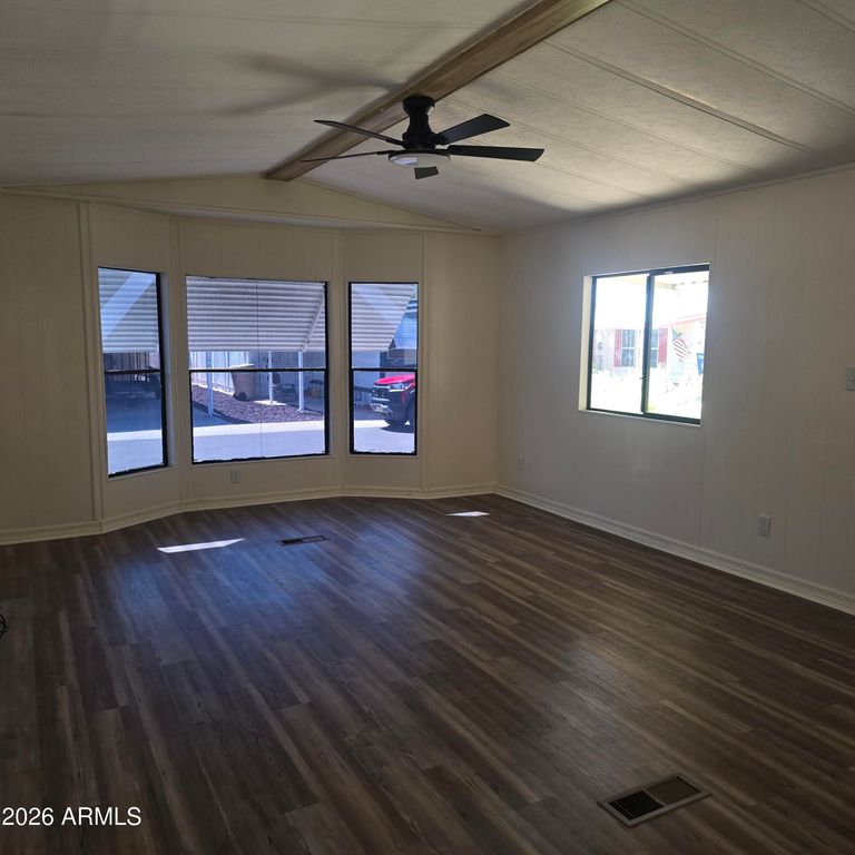 Image 13 of property listing at 6942 W OLIVE Avenue 85, Peoria, AZ 85345
