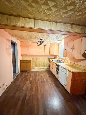 805 12TH NE, Paris, TX 75460