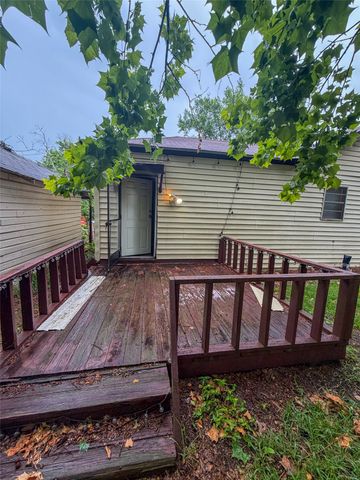 805 12TH NE, Paris, TX 75460