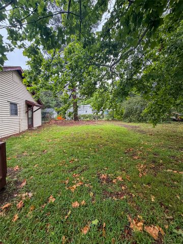 805 12TH NE, Paris, TX 75460