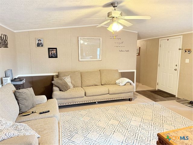 107 Dallas Street, Goliad, TX 77963