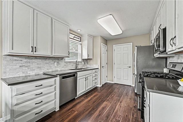 9600 NE 98th Street, Kansas City, MO 64157