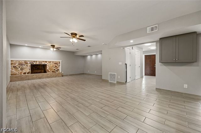 16941 Tarpon WAY, North Fort Myers, FL 33917