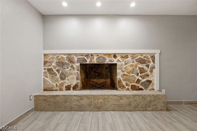 16941 Tarpon WAY, North Fort Myers, FL 33917