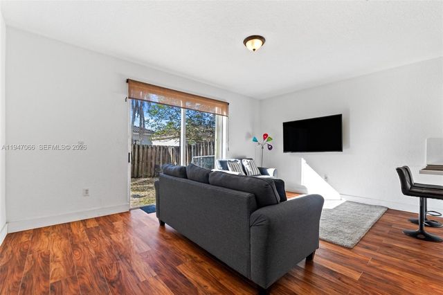 836 SW 154th Path, Miami, FL 33194