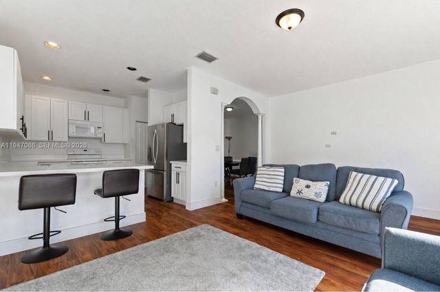 836 SW 154th Path, Miami, FL 33194