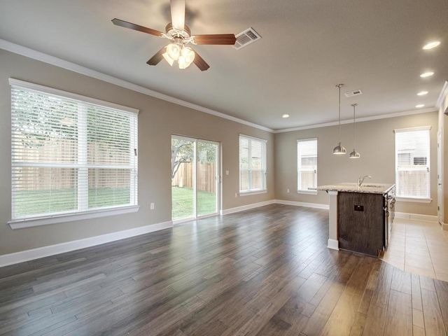 4705 Rosedale Ave B, Austin, TX 78756