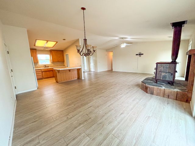 22405 Venzke Road, Cottonwood, CA 96022