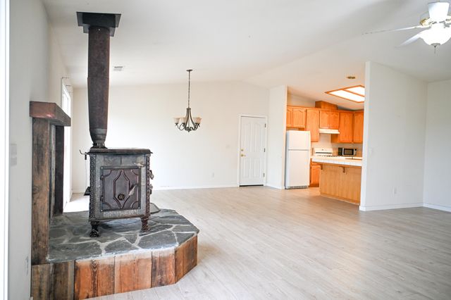 22405 Venzke Road, Cottonwood, CA 96022