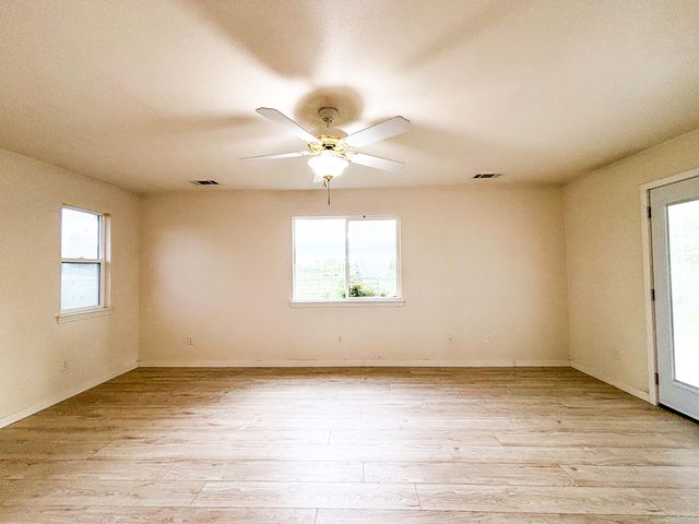 22405 Venzke Road, Cottonwood, CA 96022