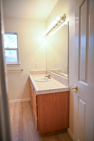 22405 Venzke Road, Cottonwood, CA 96022