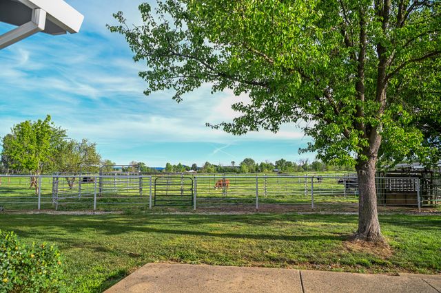 22405 Venzke Road, Cottonwood, CA 96022