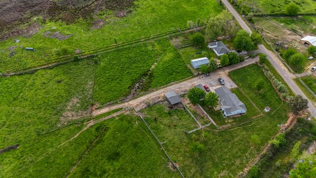 22405 Venzke Road, Cottonwood, CA 96022