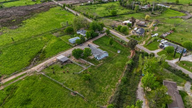 22405 Venzke Road, Cottonwood, CA 96022