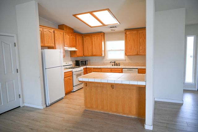 22405 Venzke Road, Cottonwood, CA 96022