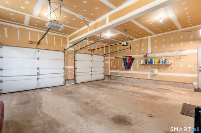 107 Country Lane, Hebron, CT 06248