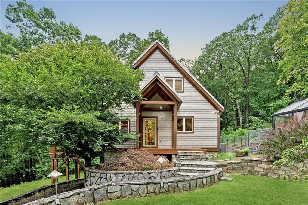 631 Sunset Cliff Drive, Jasper, GA 30143