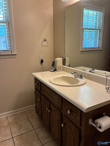 403 Macbeth, Athens, AL 35611