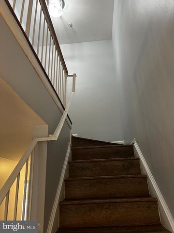 2071 PAWLET DR, Crofton, MD 21114