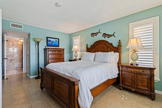 5220 BRITTANY DRIVE S 409, St Petersburg, FL 33715