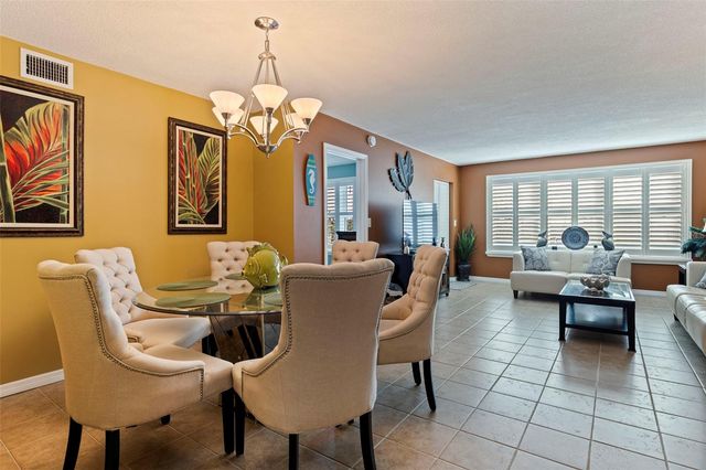 5220 BRITTANY DRIVE S 409, St Petersburg, FL 33715