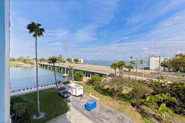 5220 BRITTANY DRIVE S 409, St Petersburg, FL 33715