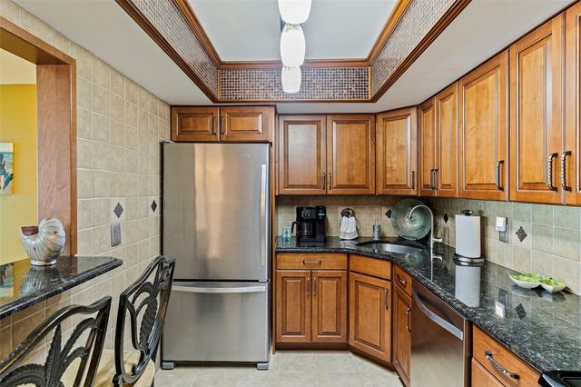 5220 BRITTANY DRIVE S 409, St Petersburg, FL 33715