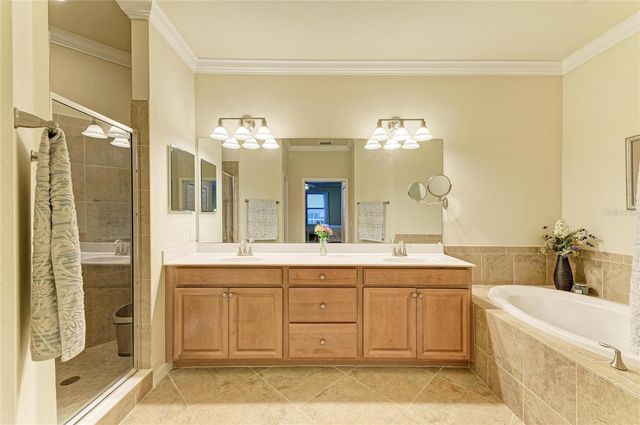 20221 RAGAZZA CIRCLE 202, Venice, FL 34293