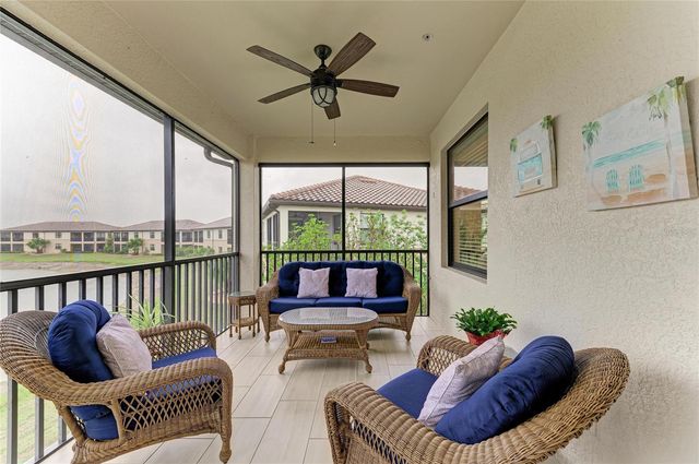 20221 RAGAZZA CIRCLE 202, Venice, FL 34293