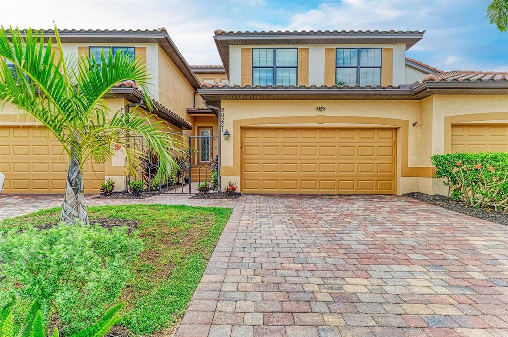 20221 RAGAZZA CIRCLE 202, Venice, FL 34293