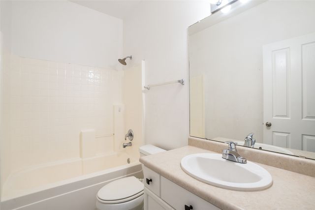 5 Eagle Thorn Place, Santa Fe, NM 87508