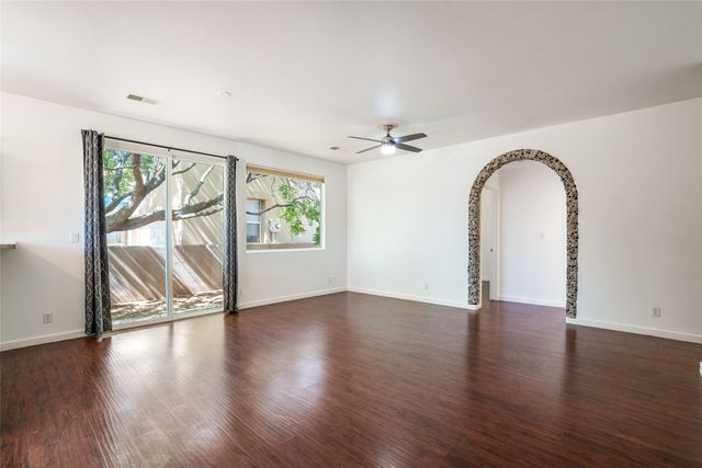5 Eagle Thorn Place, Santa Fe, NM 87508