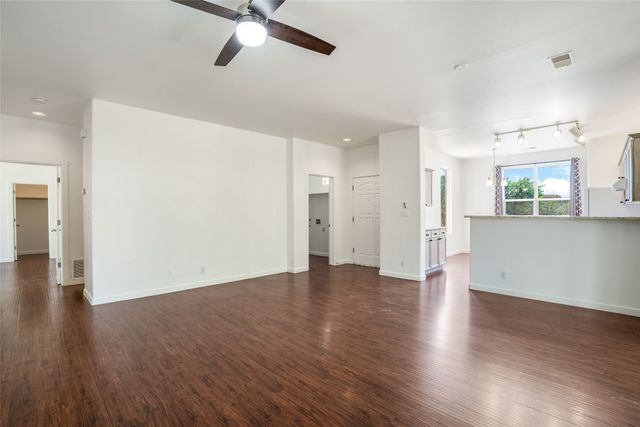 5 Eagle Thorn Place, Santa Fe, NM 87508