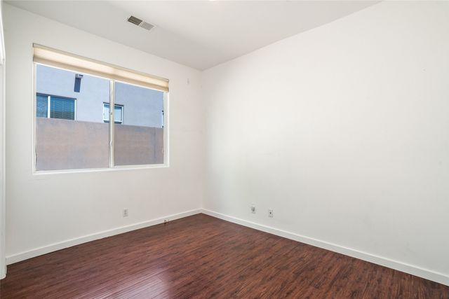 5 Eagle Thorn Place, Santa Fe, NM 87508