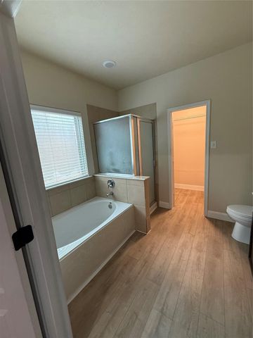 9323 Fuqua Ridge Lane, Houston, TX 77075