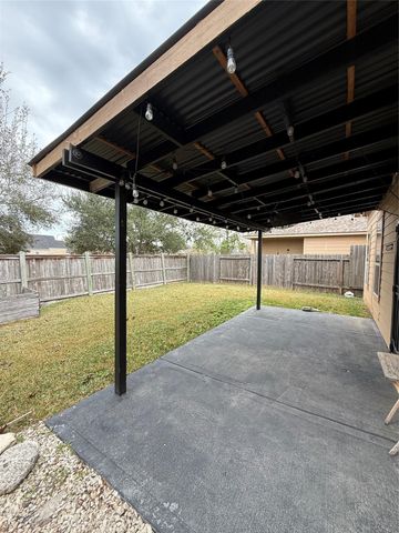 9323 Fuqua Ridge Lane, Houston, TX 77075