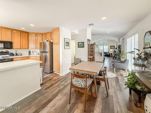 2037 Freesia Avenue, Simi Valley, CA 93063