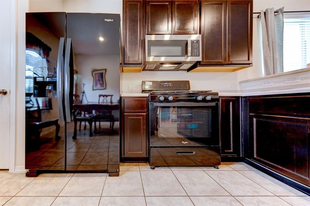 9707 Vanessa Glen Court, Houston, TX 77044